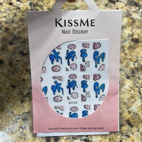 Chocolate Chip Cookies Press On Nail Decals - Picture 6 of 8